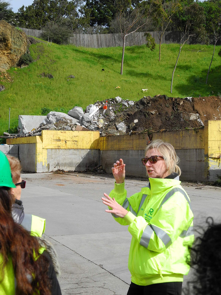 Visite du site de tri de Recology.