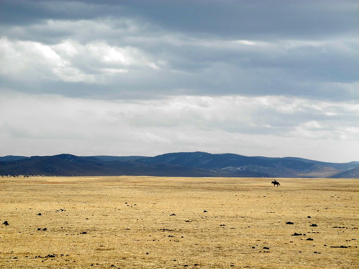 Le vide immense des plaines sauvages mongoles.